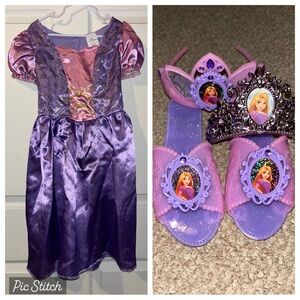 Girls Disney Rapunzel Dress w/ Accessories